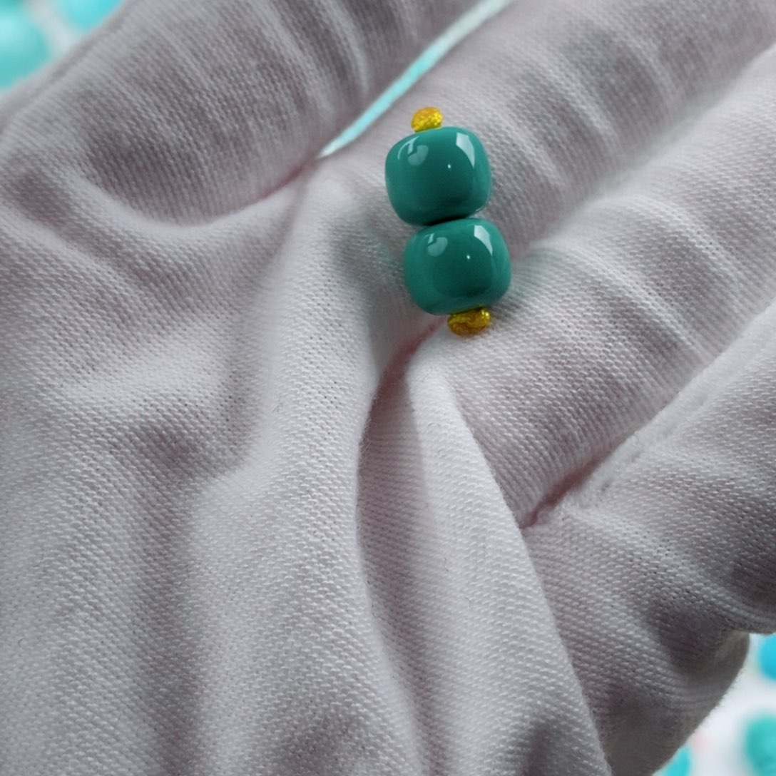 绿松石配饰未镶嵌