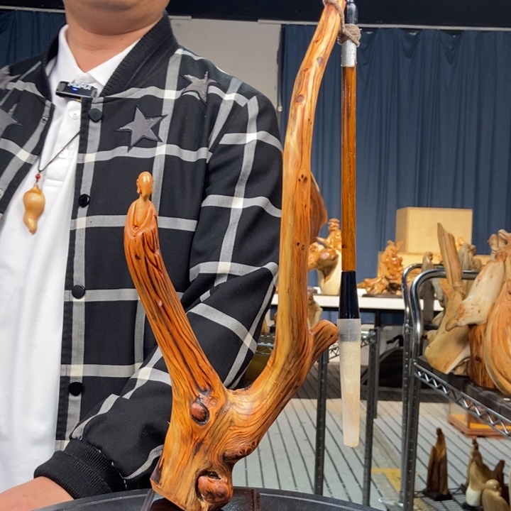 柏木（崖柏）随型摆件