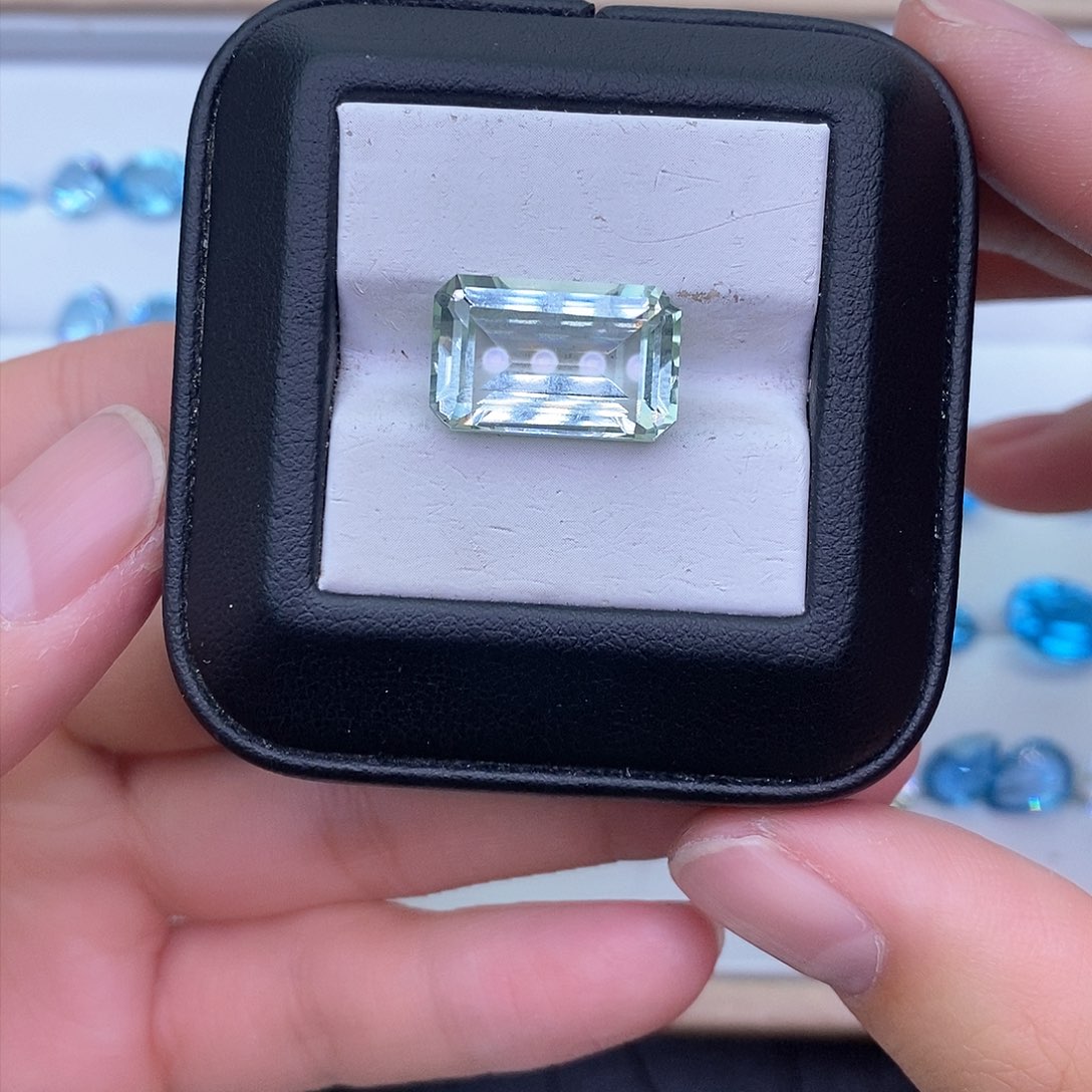 水晶天然绿水晶Q裸石定制未镶嵌