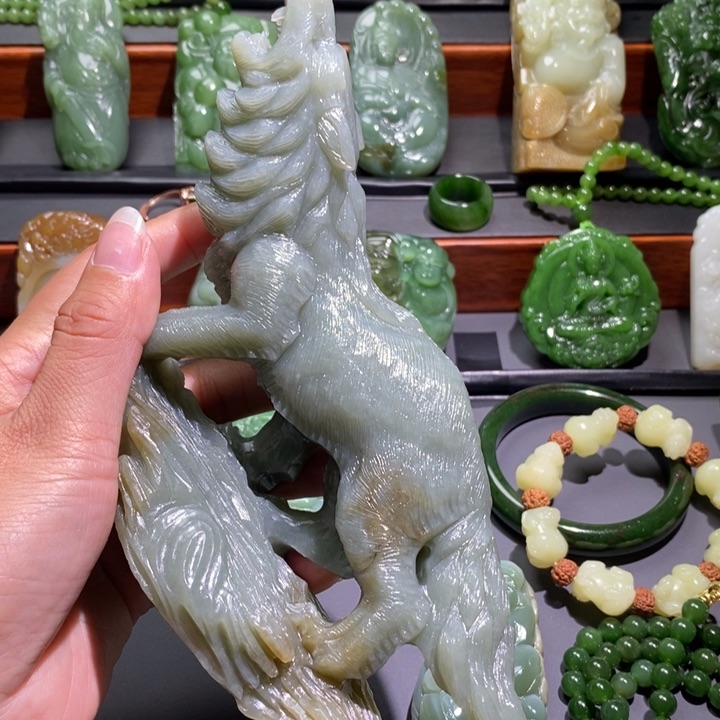 和田玉摆件未镶嵌菩*树
