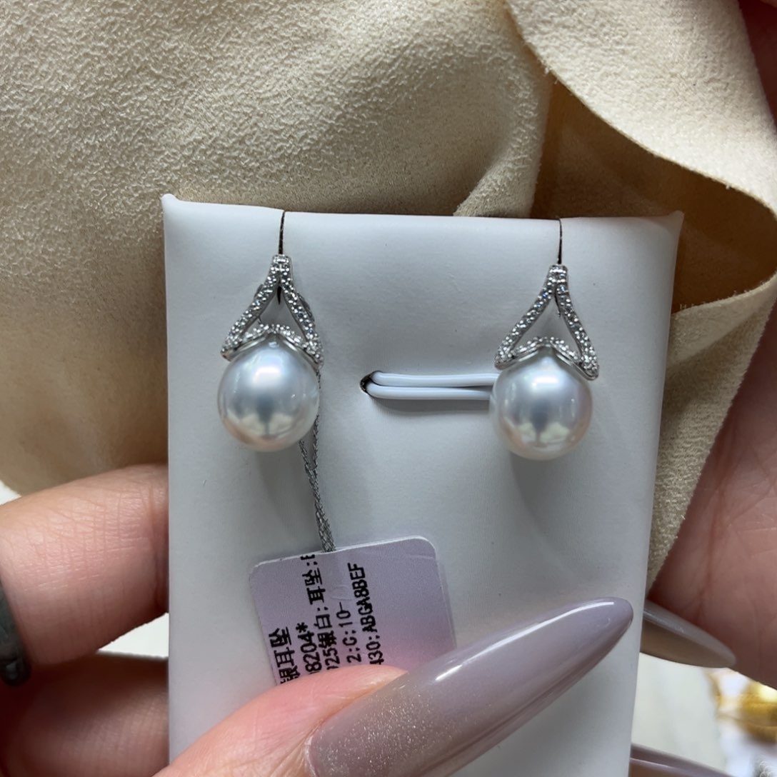 银S925镶嵌海水珍珠上新澳白鱼尾耳钉10-11mm