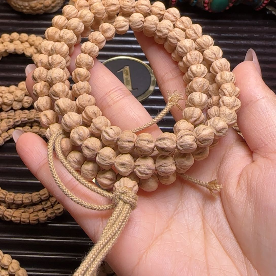 柏香籽/百香籽吊坠北***生