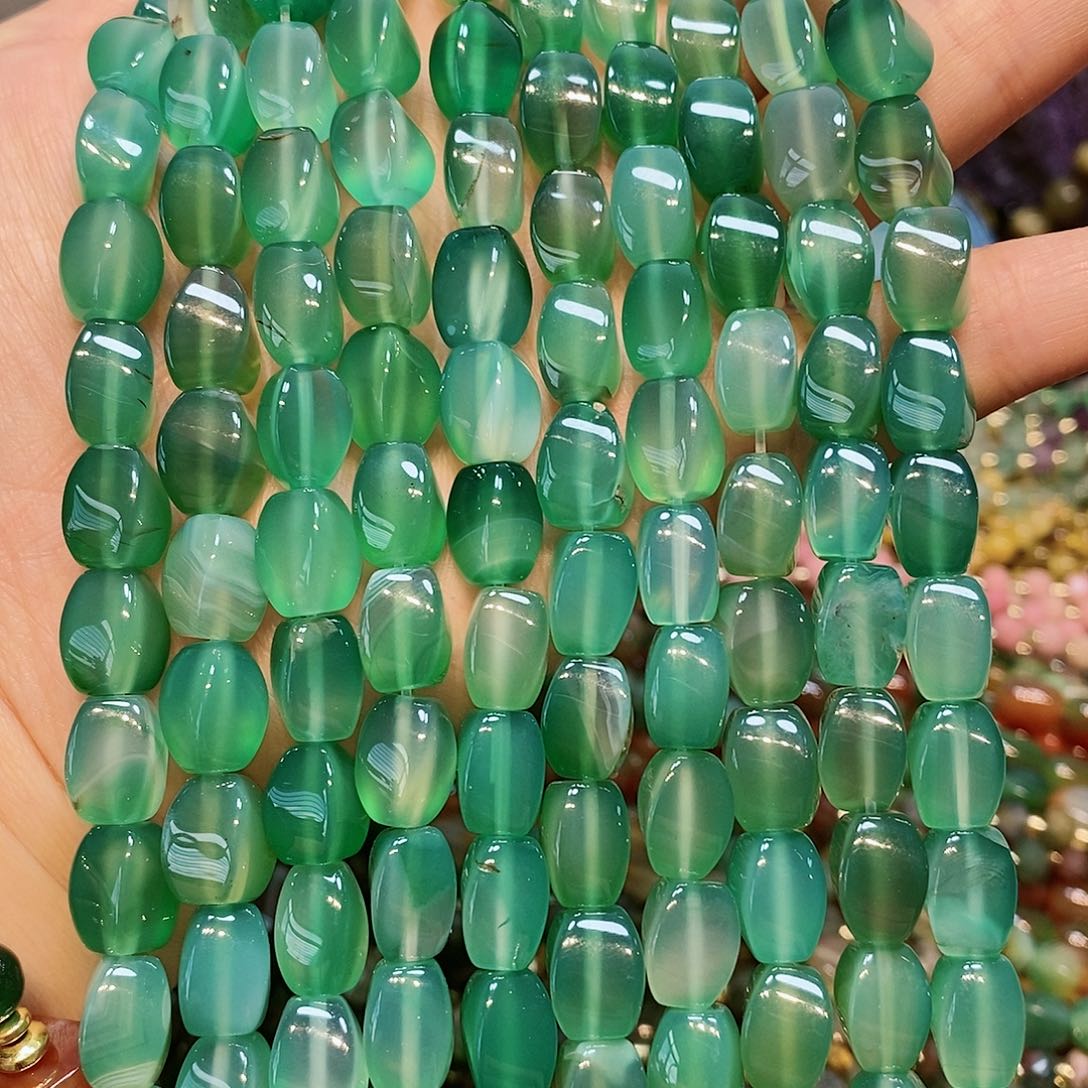 散珠玛瑙/玉髓绿玛瑙扭珠一条