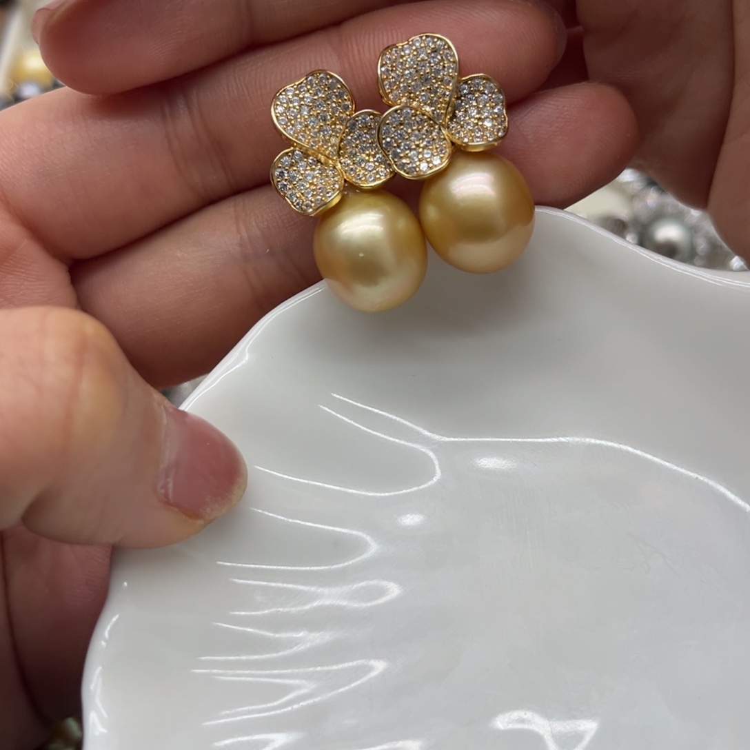 银S925镶嵌海水珍珠耳饰