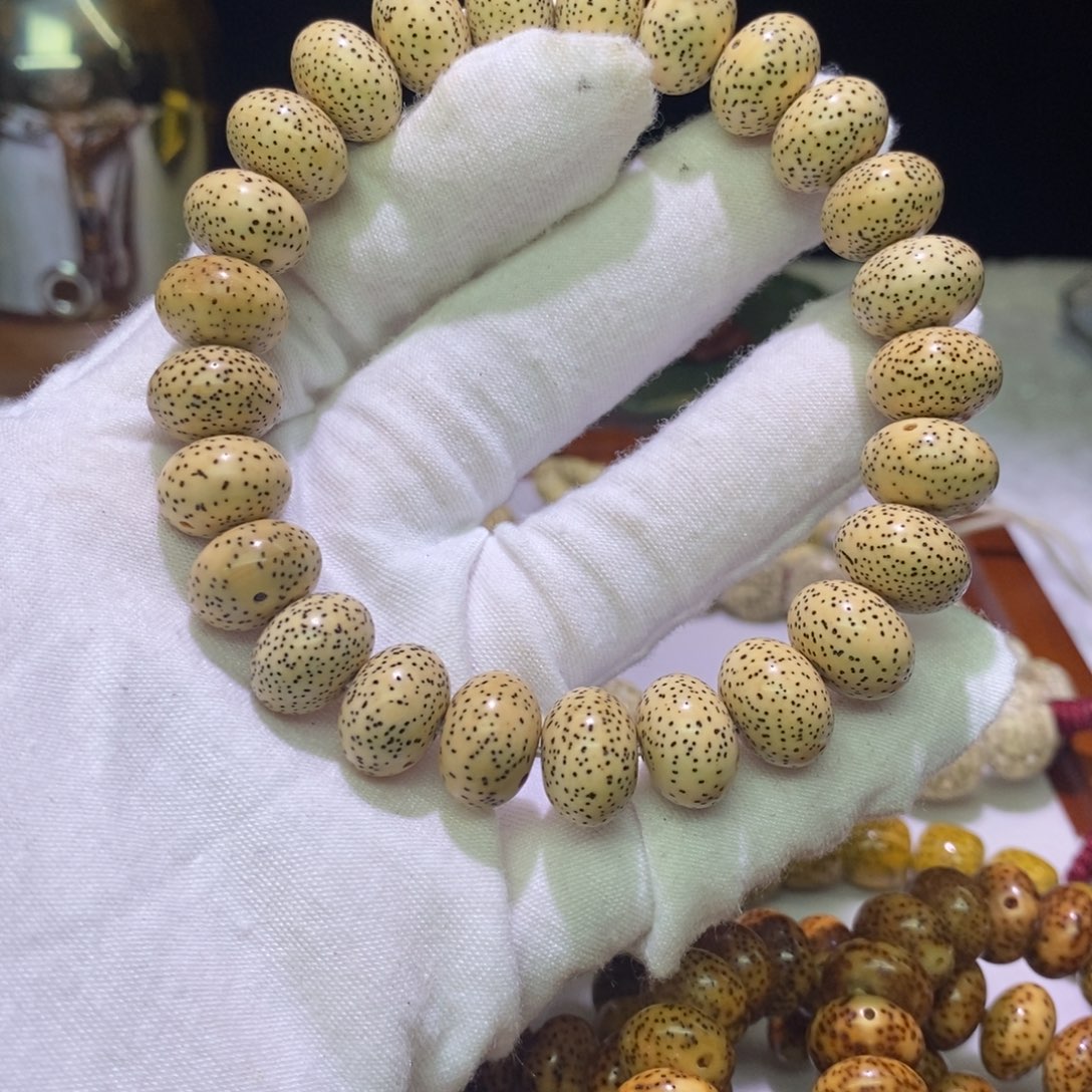 天***方星月菩提吊坠海南