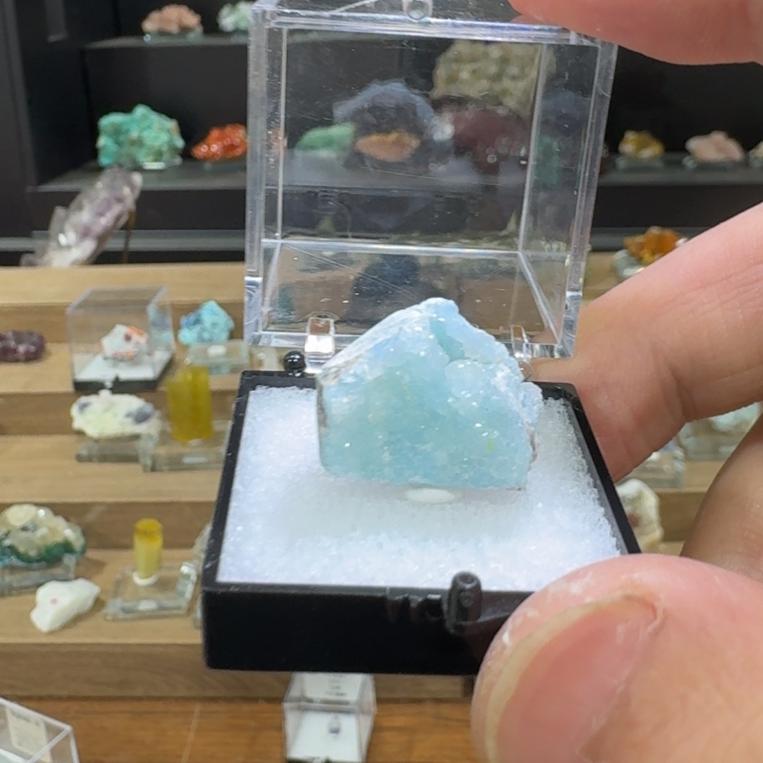 月下珠宝严选矿物