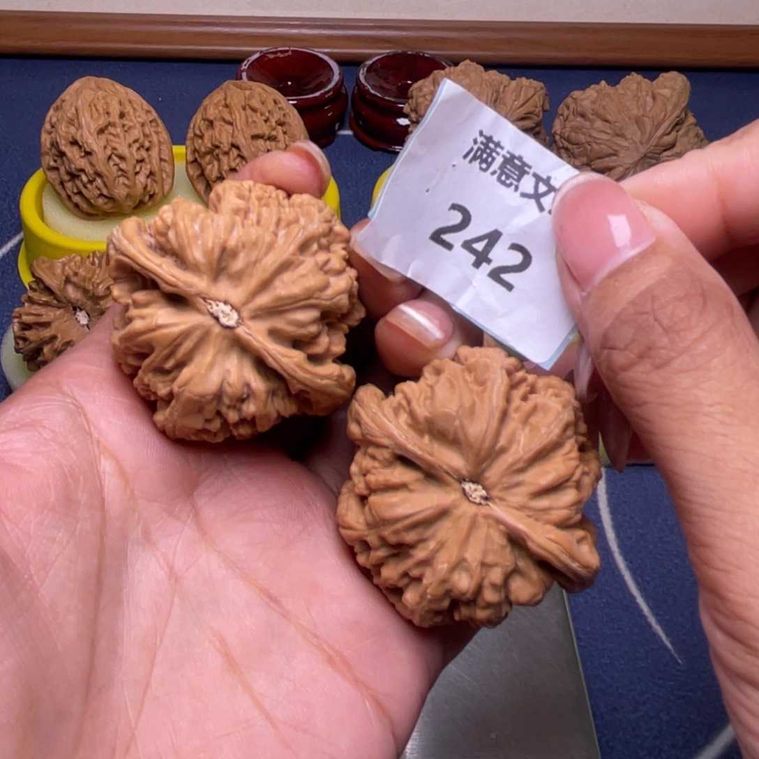 吊坠文玩核桃45全品粗筋242
