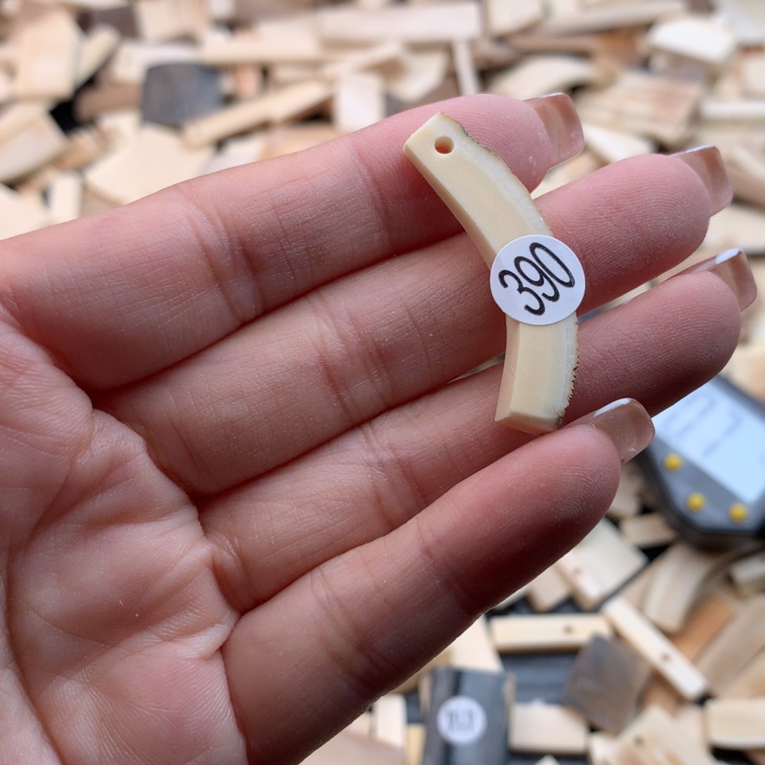 泥塑不打孔联系客服