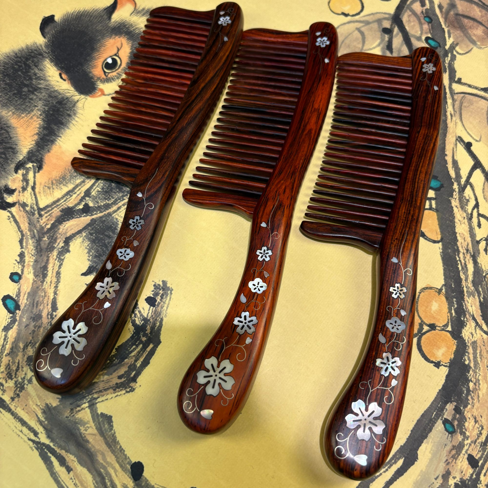 （多花）微凹黄檀 插齿贝壳花木梳