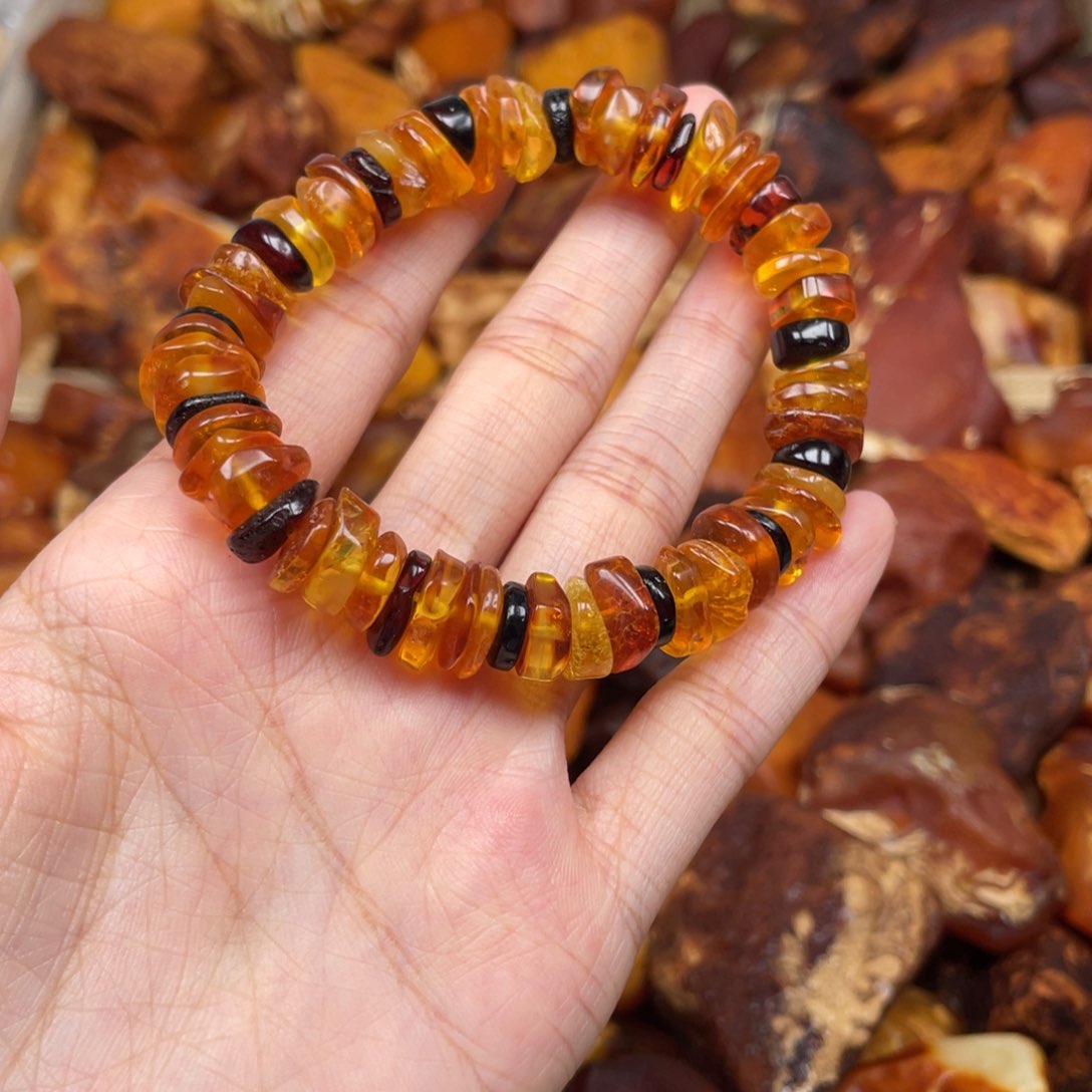 未镶嵌琥珀珠宝奇石