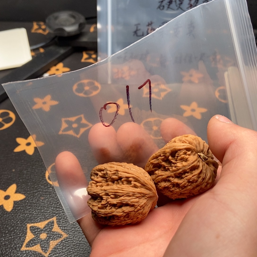 吊坠文玩核桃密文