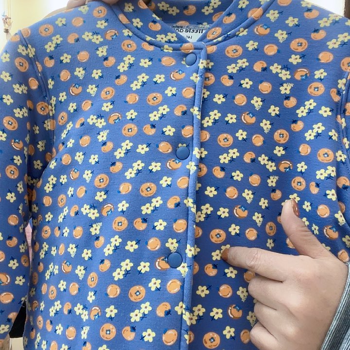 170女宝福利三层上衣