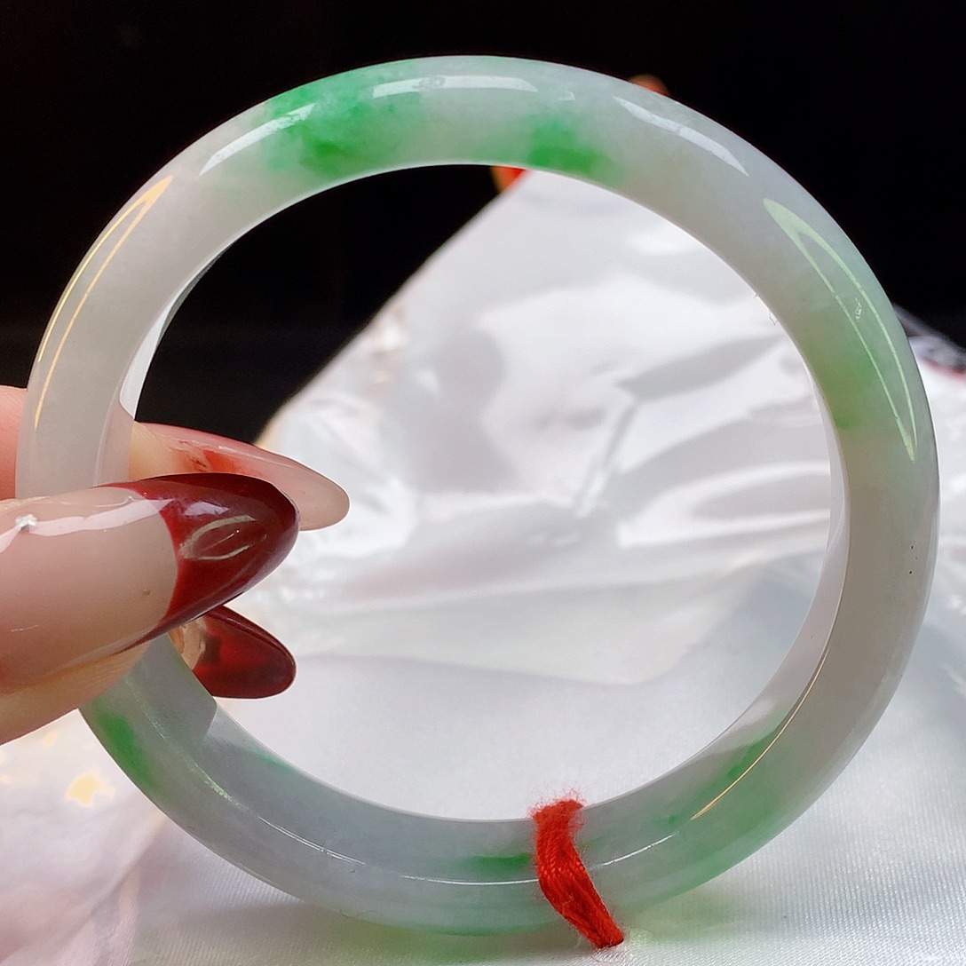 翡翠手镯未镶嵌天然翡翠7052