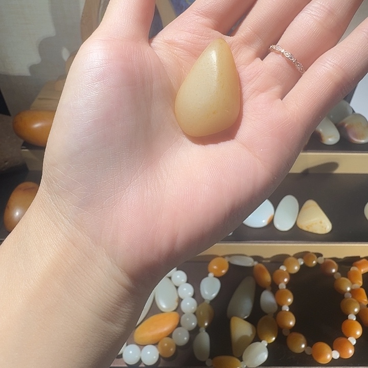 未镶嵌和田玉挂件