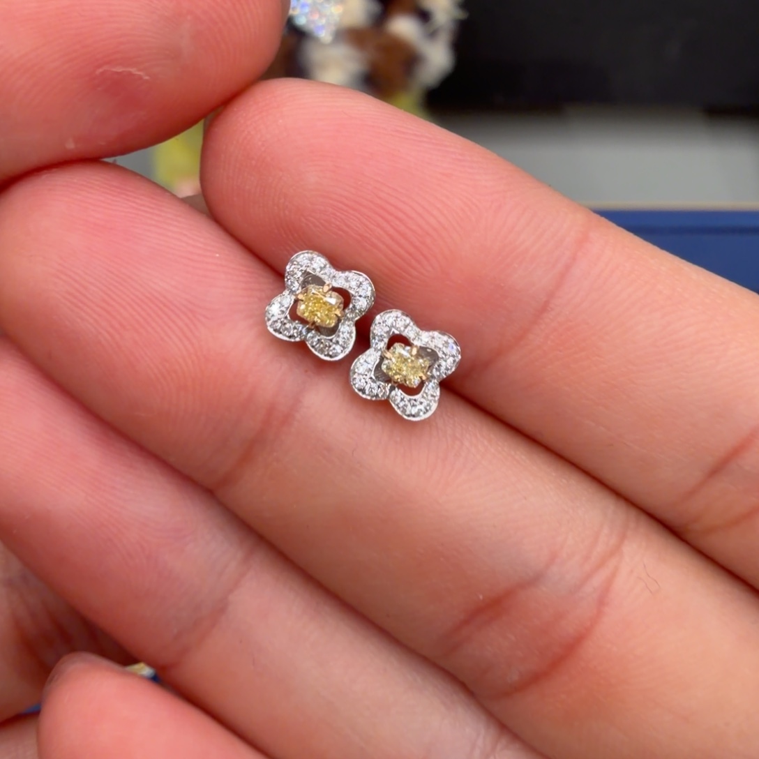 18K金镶嵌耳饰钻石黄钻耳钉