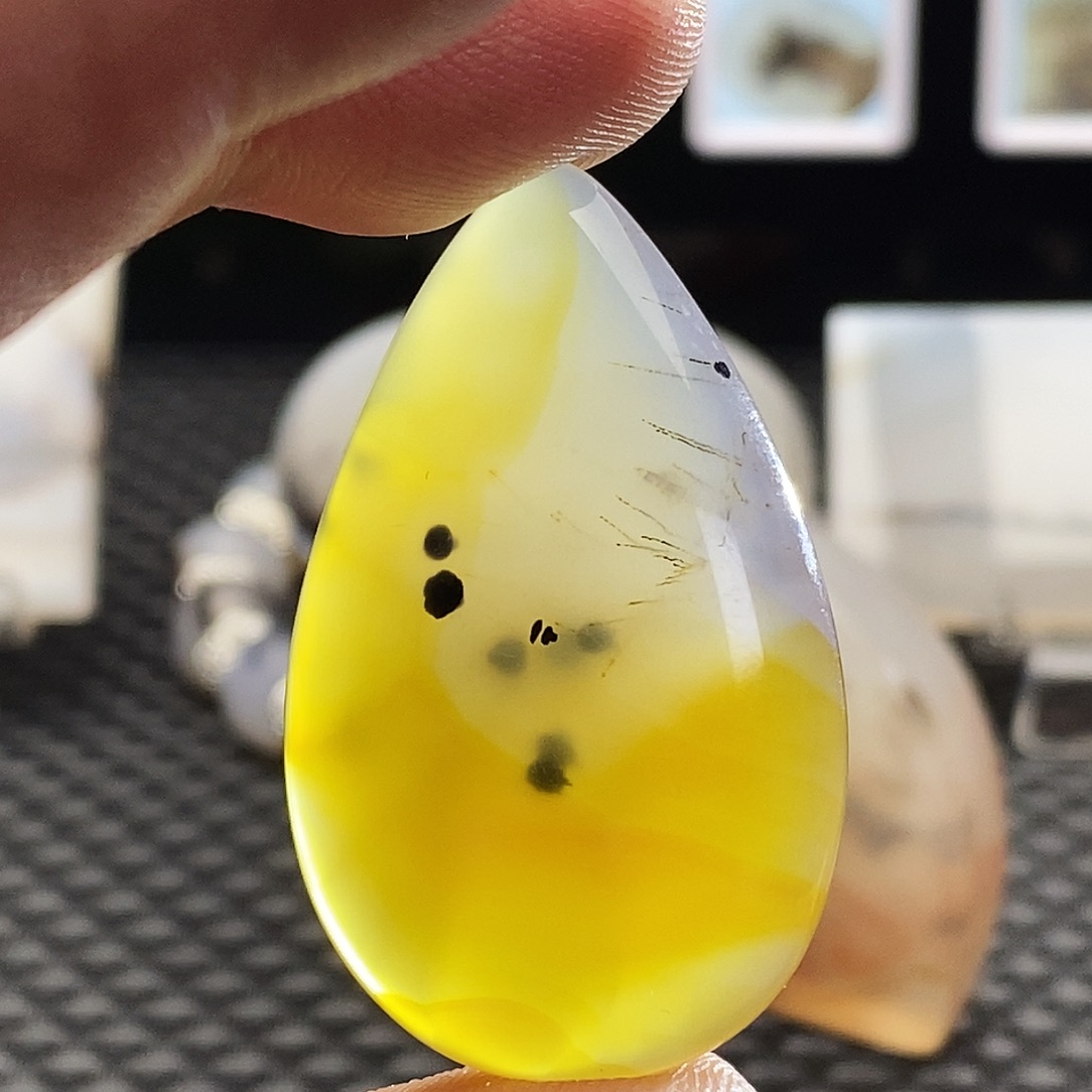 用***3玛瑙/玉髓未镶嵌吊坠(不含链)