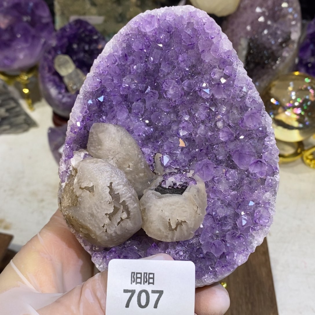 g****紫晶大型摆件（非配饰）未镶嵌