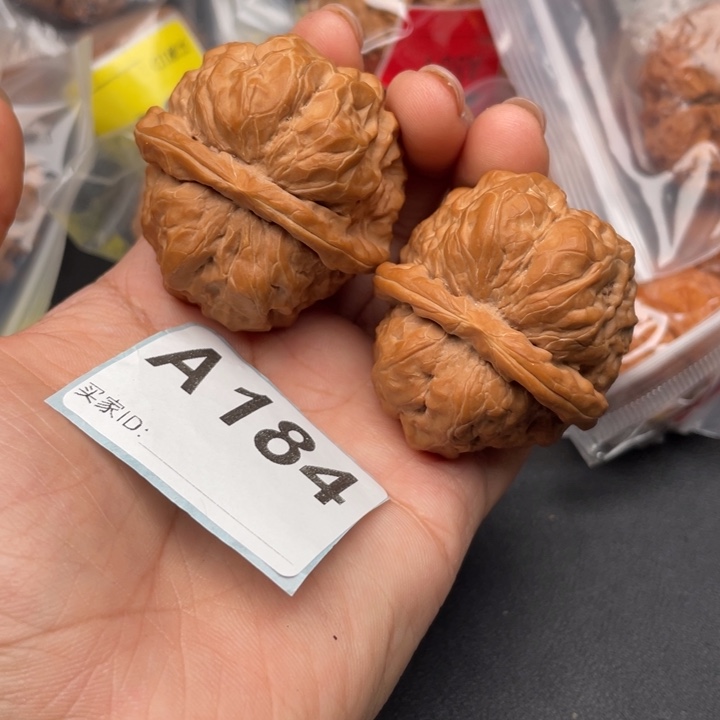 文玩核桃吊坠核桃