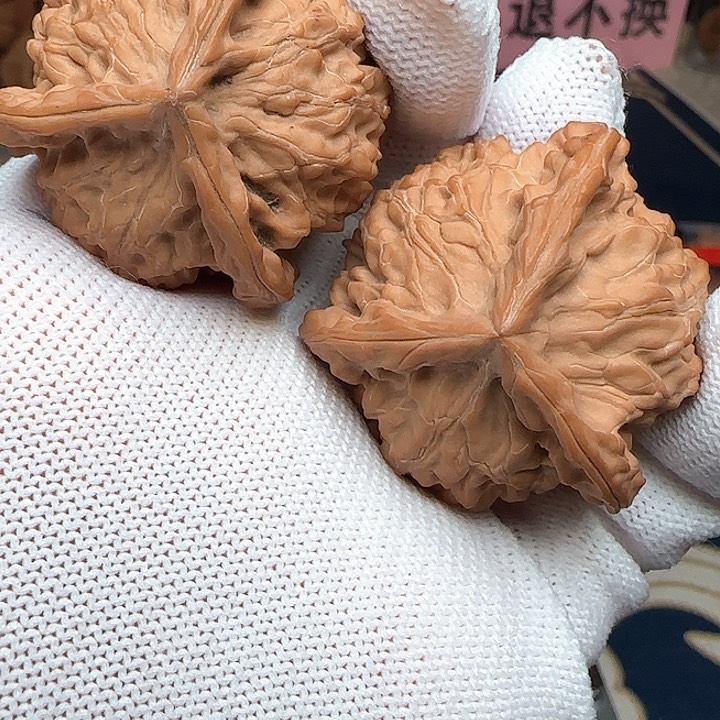 文玩核桃吊坠全品盘山三棱40➕