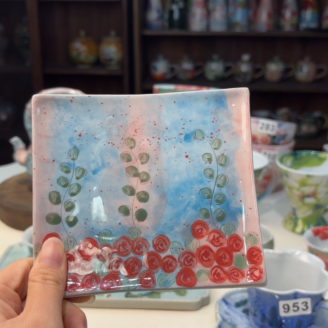 瓷片兔兔好可爱啊我