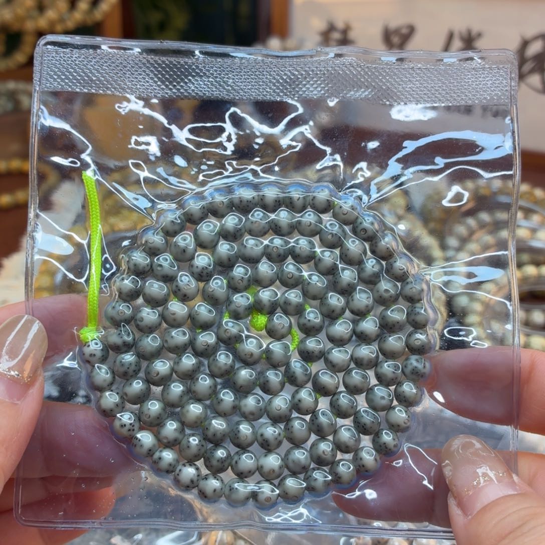 厌***丶星月菩提手串海南星月菩提6️⃣圆福利款