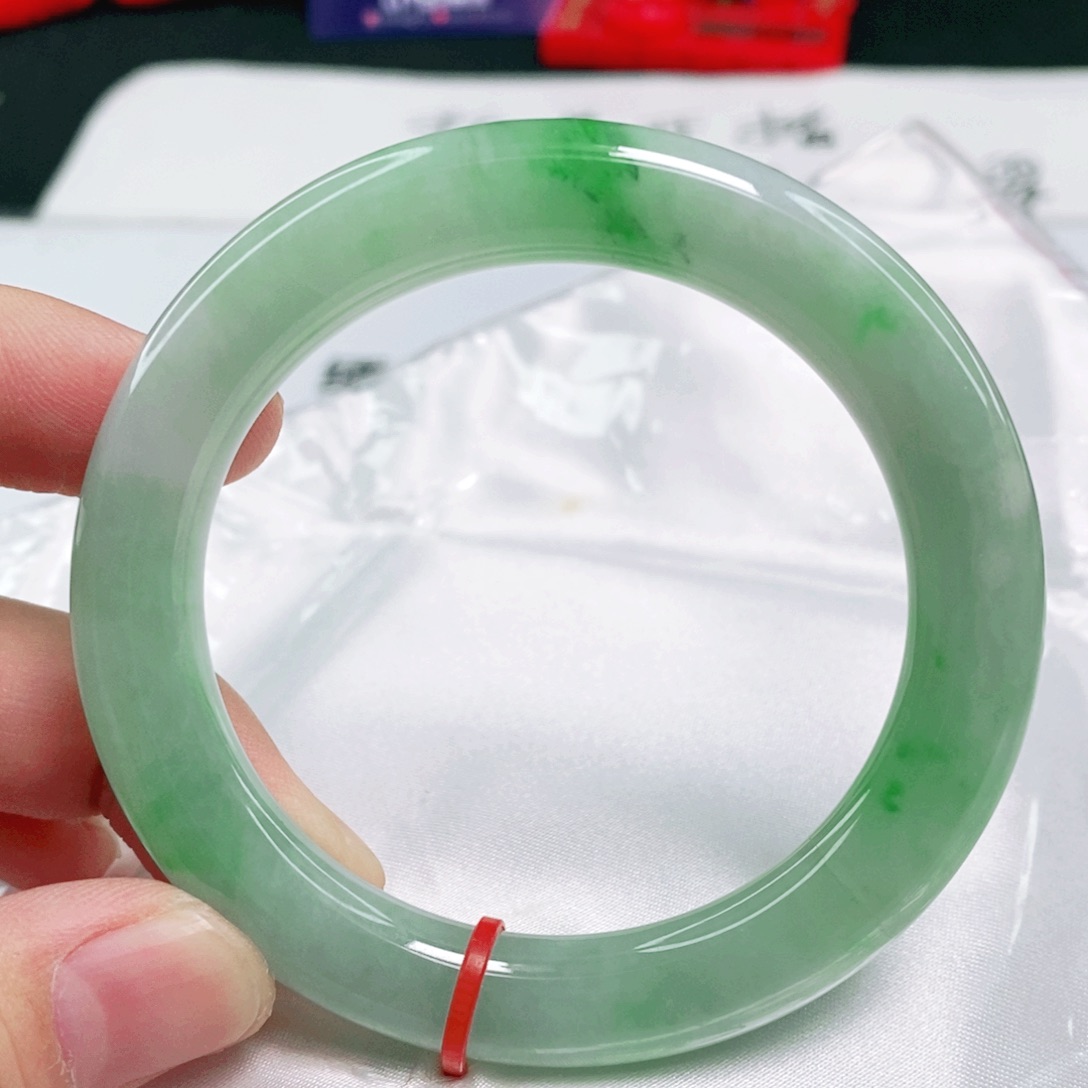 未镶嵌手镯翡翠54圈口圆条