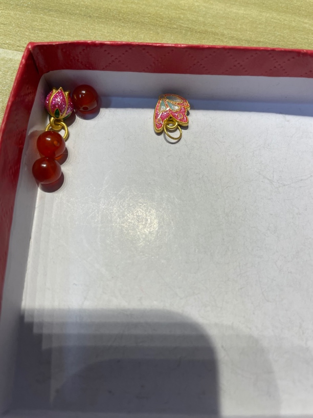                足金a2    加 玛 瑙
