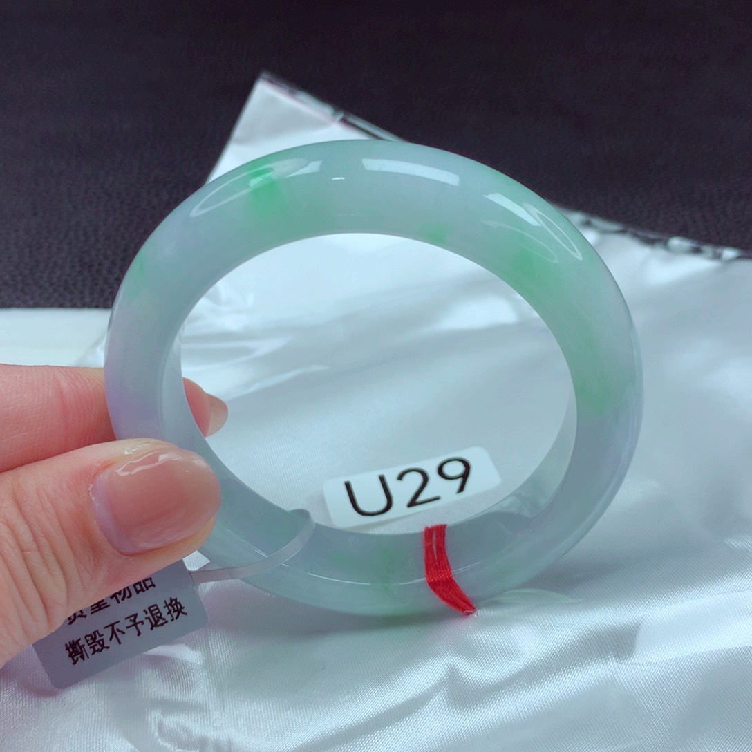 翡翠手镯未镶嵌手镯88