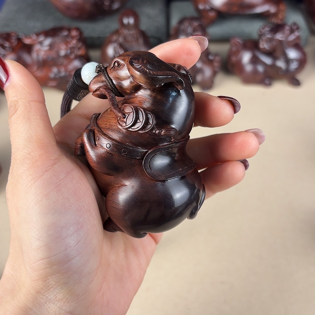 黄花梨/降香黄檀把件把件