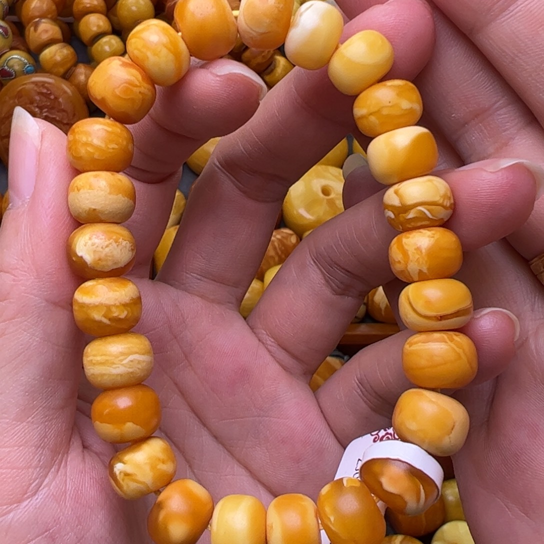 蜜蜡未镶嵌珠宝奇石10