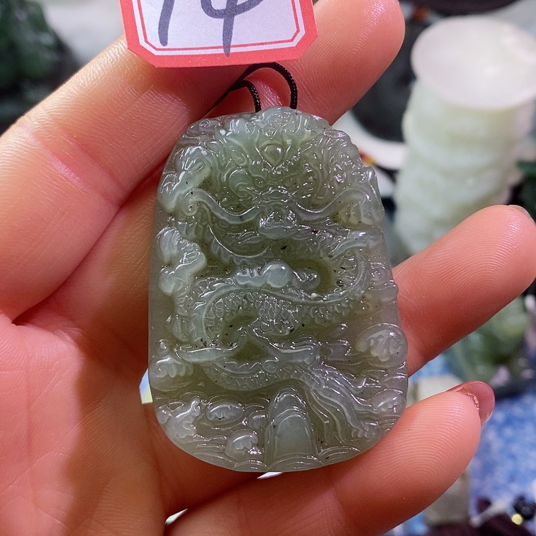 和田玉（糖玉）颈饰未镶嵌