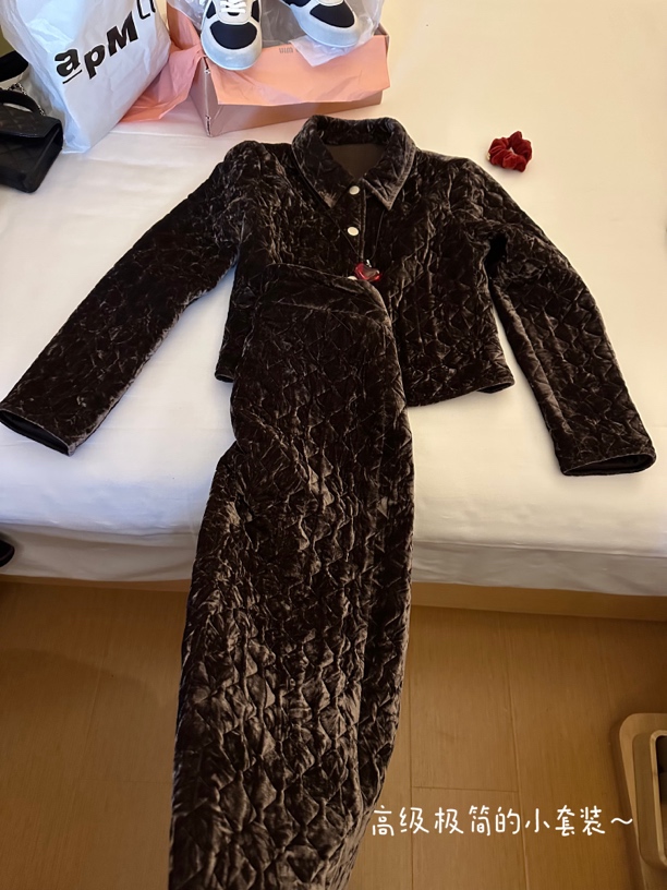 Buyfunny宝藏店铺~轻奢极简气质显瘦套装