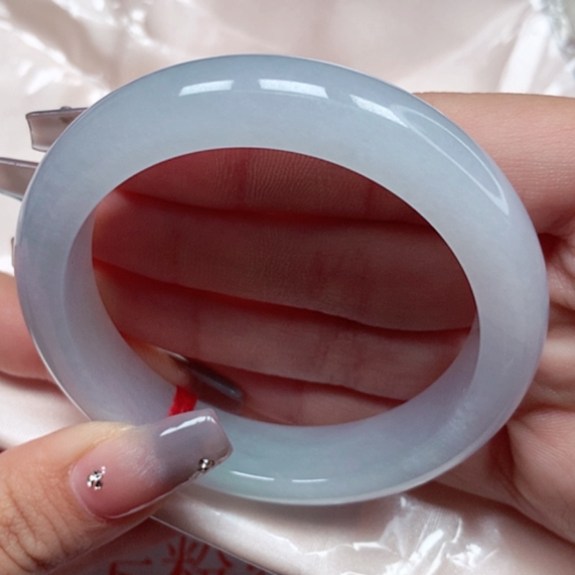 【闪购商品】翡翠手镯未镶嵌54圈