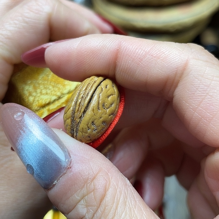 橄榄核吊坠小桃核，小桃核，转转链接……