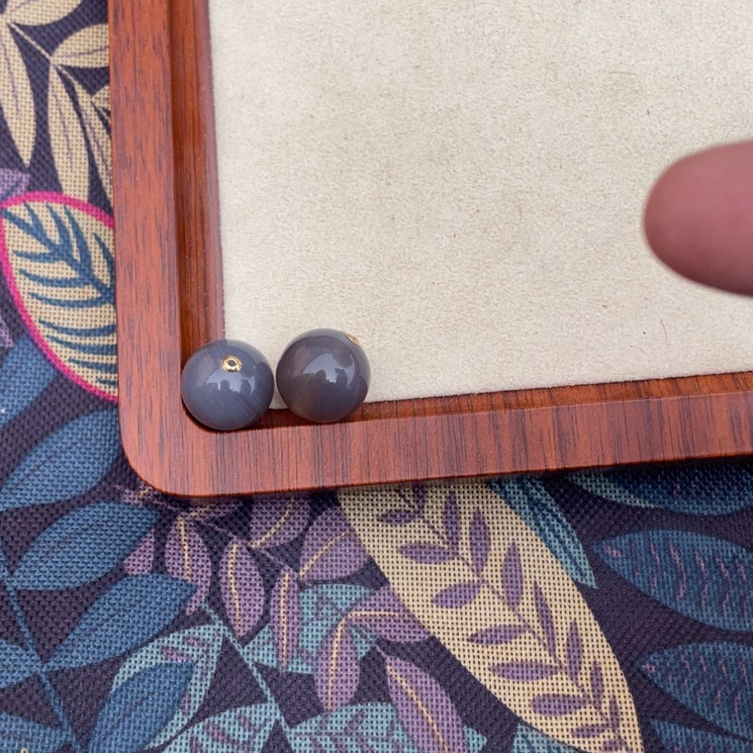 透闪石质玉颈饰未镶嵌29.9烟紫转运珠吊坠