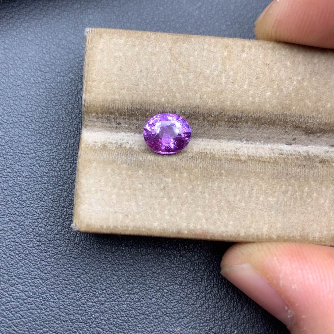 裸石蓝宝石妈****我1.55ct无烧薰衣草