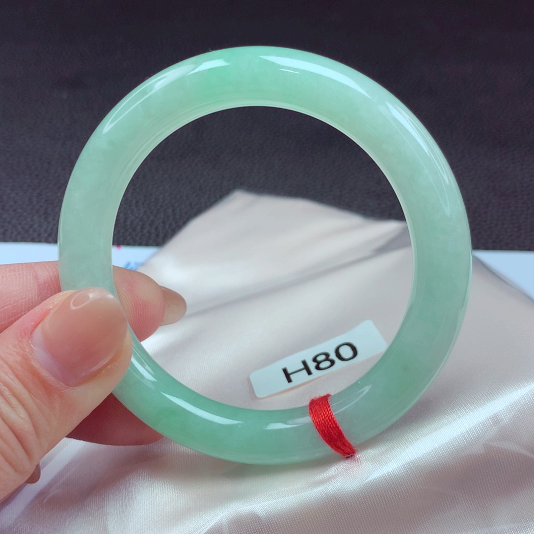 翡翠手镯未镶嵌我88