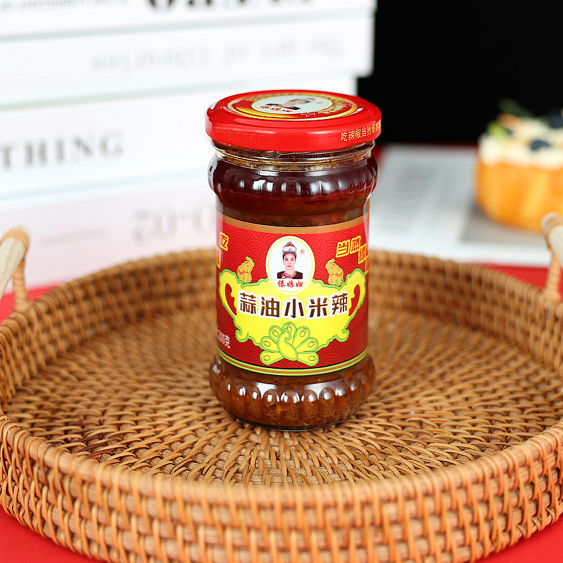傣媳妇云南特产 蒜油小米辣 蒜香米辣酱220g/瓶辣椒酱蒜香小米辣