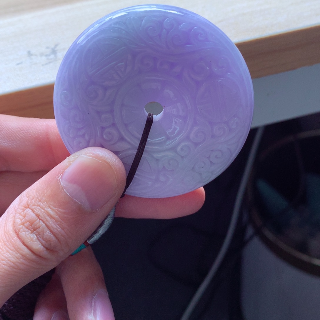 翡翠颈饰未镶嵌吊坠