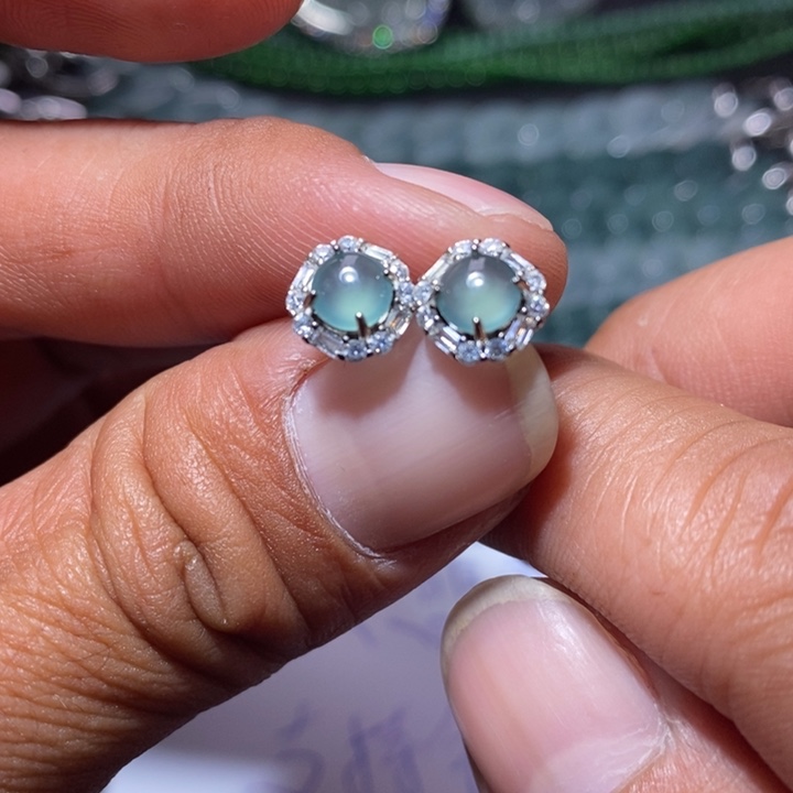 翡翠未镶嵌颈饰天然翡翠