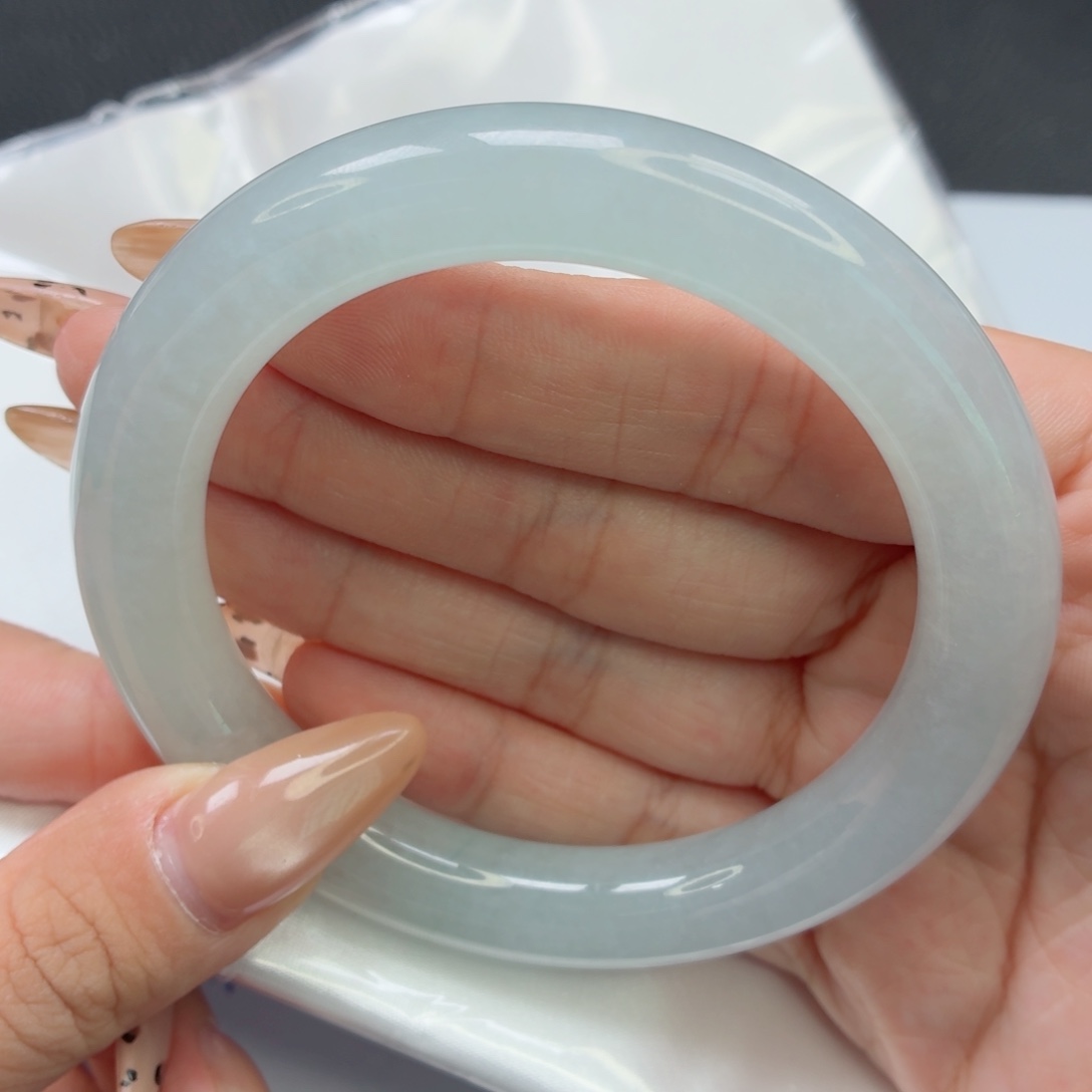 未镶嵌手镯翡翠35