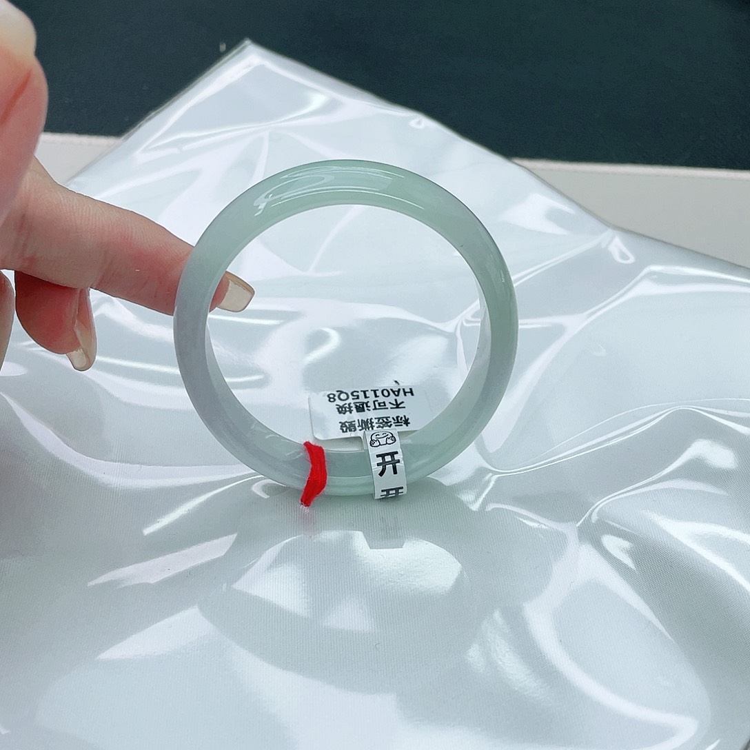 翡翠手镯未镶嵌贵妃53