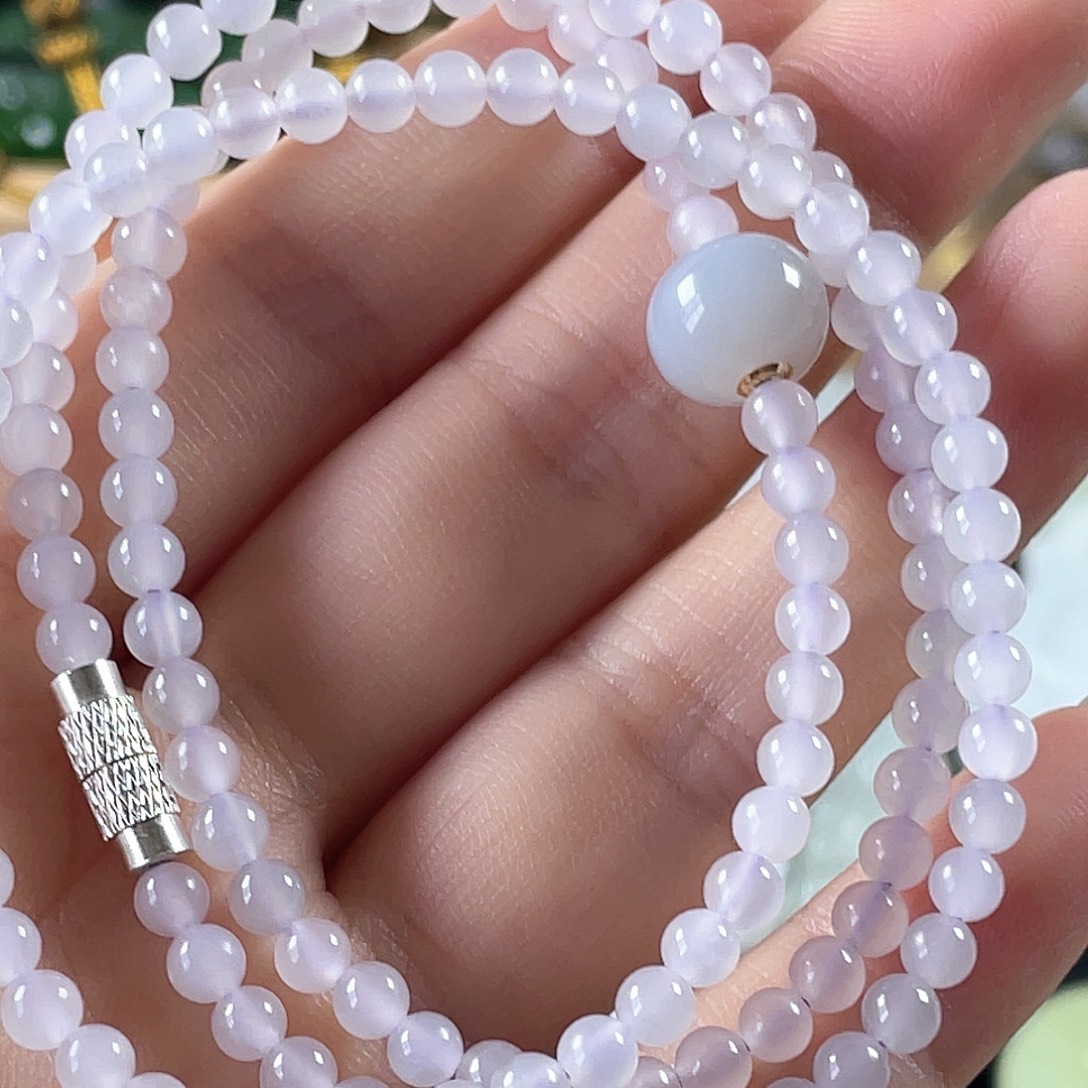 等***亮和田玉未镶嵌颈饰