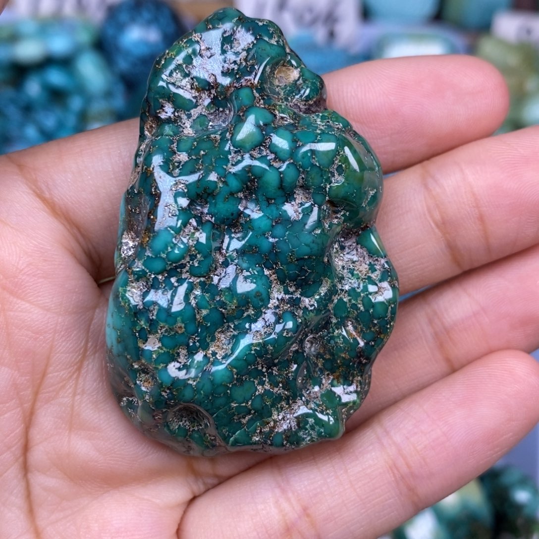 绿松石未镶嵌颈饰