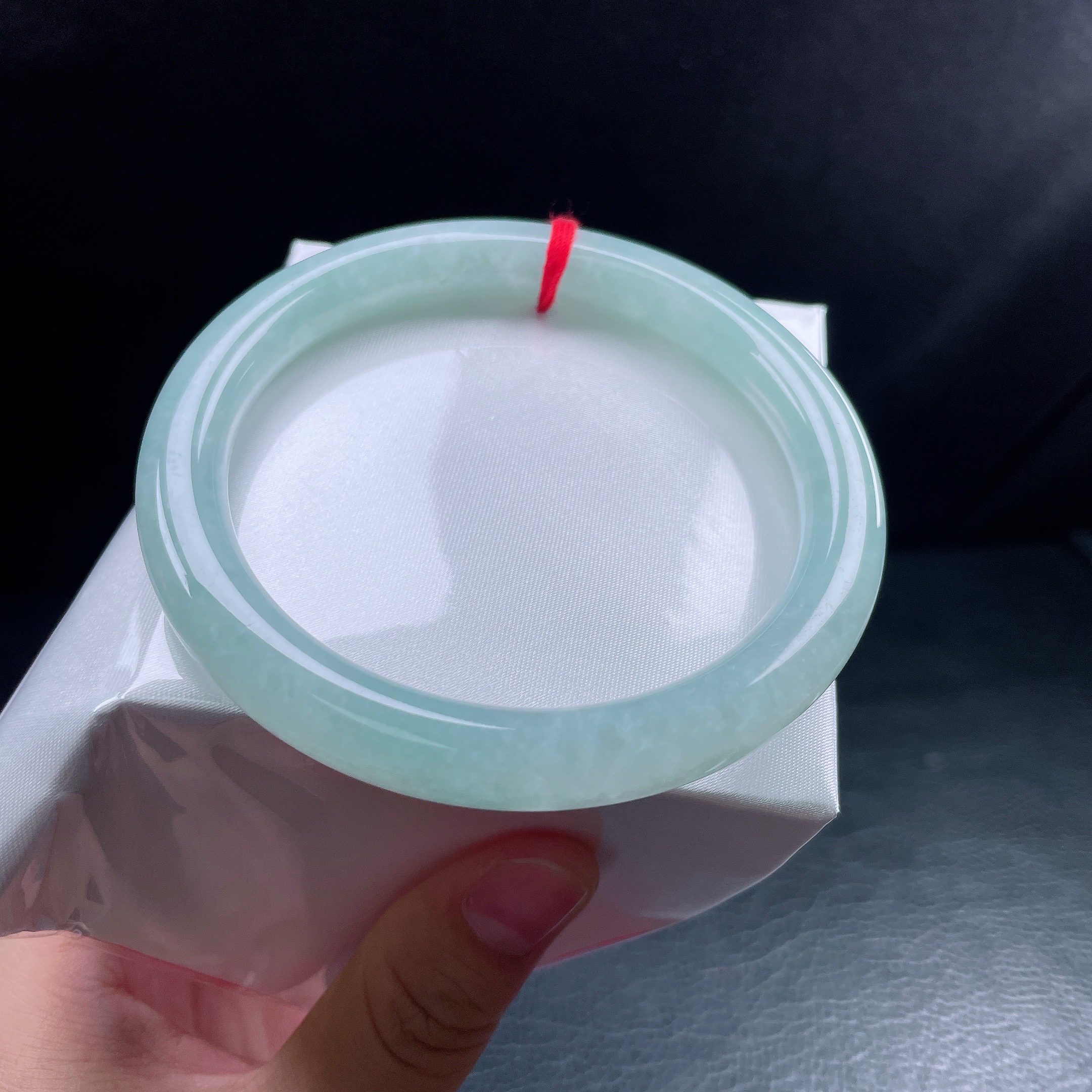 66圈冰糯满绿圆条手镯 细纹皮裂