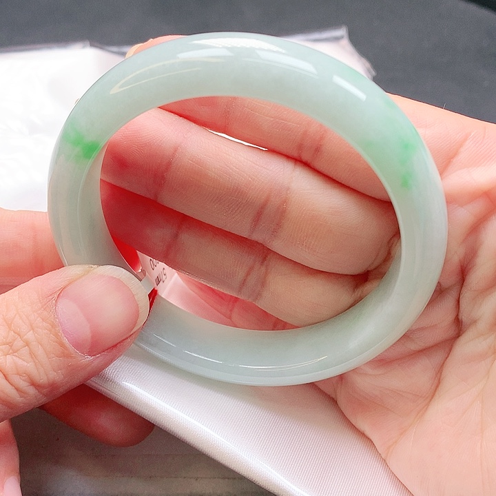 翡翠手镯未镶嵌手镯57