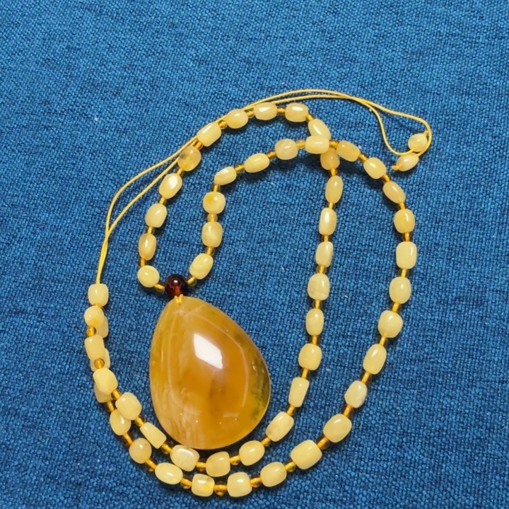 琥珀未镶嵌颈饰超级大福利！