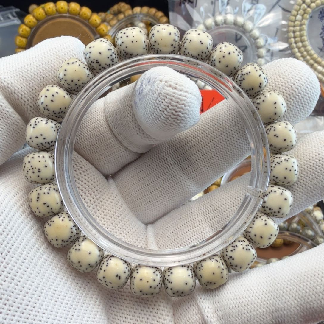 星月菩提手串10侧留白