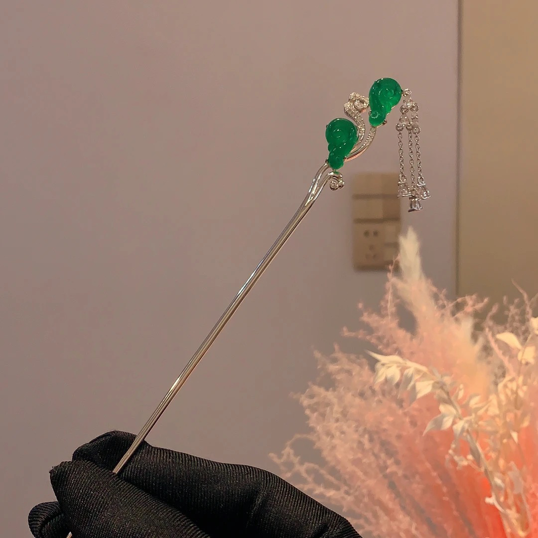 S925银镶嵌玉髓祥云发簪