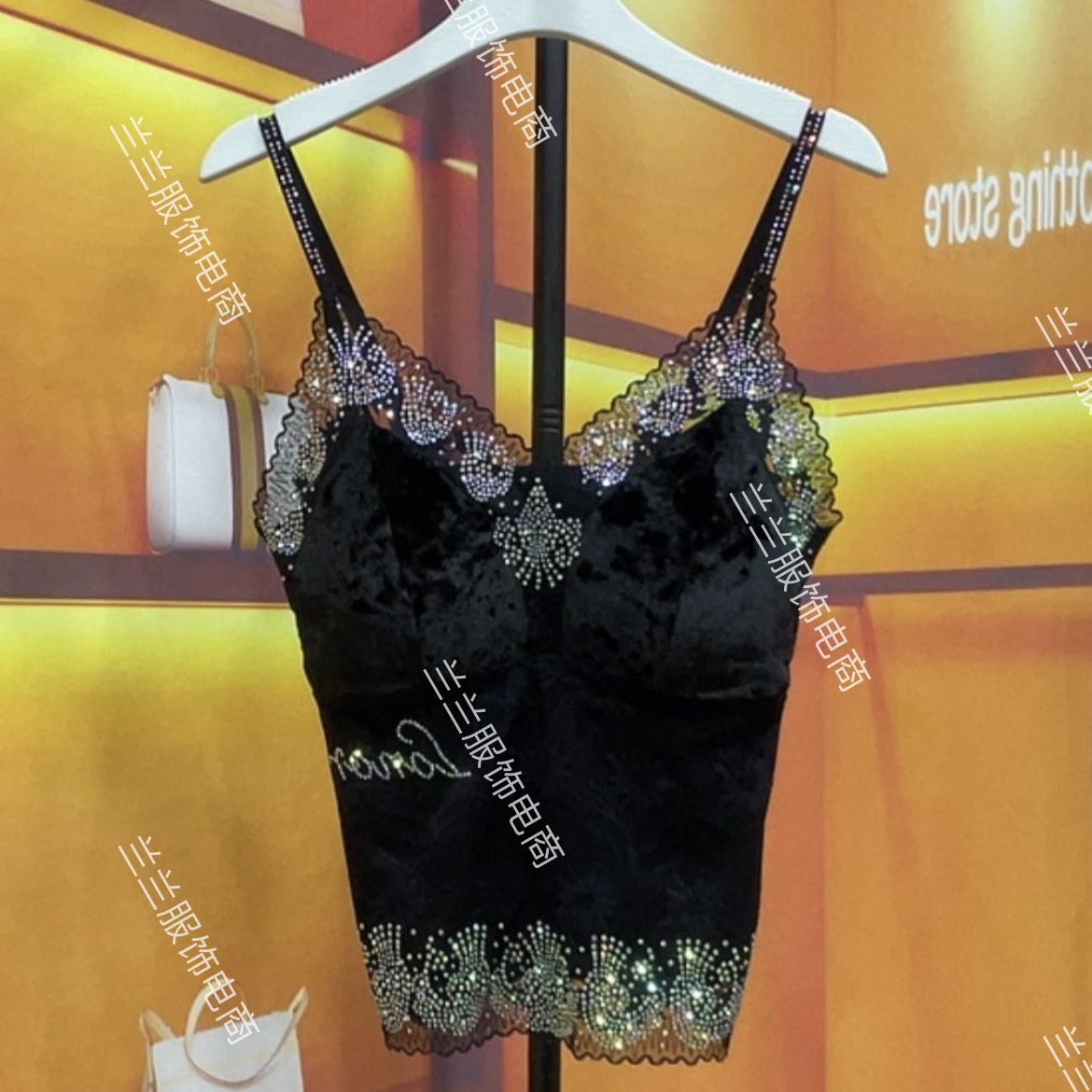 8109款女背心打底时尚亮钻洋气百搭丝绒拼接